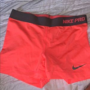 Neon Nike pro short!